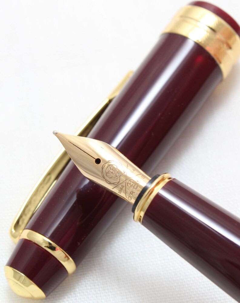 4979 Cross Bailey Light Fountain Pen in Polished Burgundy Resin. Medium Nib. Brand New and Boxed.