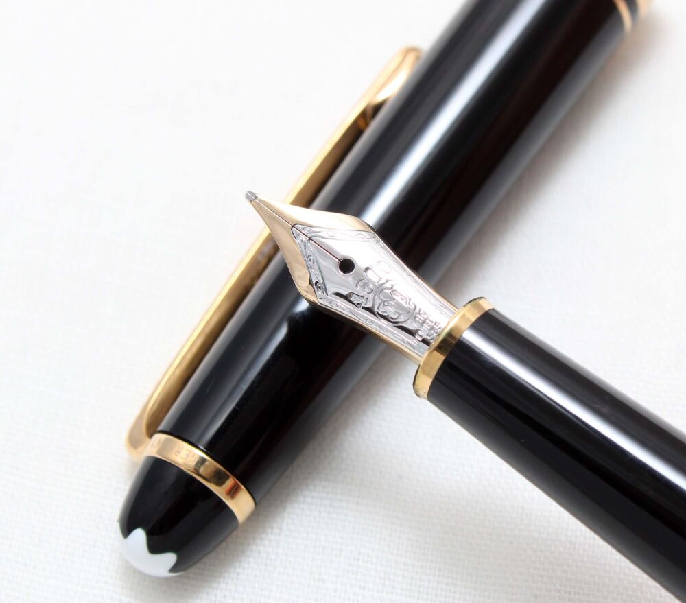 4918 Montblanc 144 Meisterstuck Fountain Pen in Classic Black. Medium FIVE 