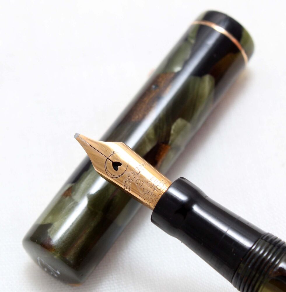 4996 Swan (Mabie Todd) SM2/58 Self Filling Fountain Pen in Green and Bronze