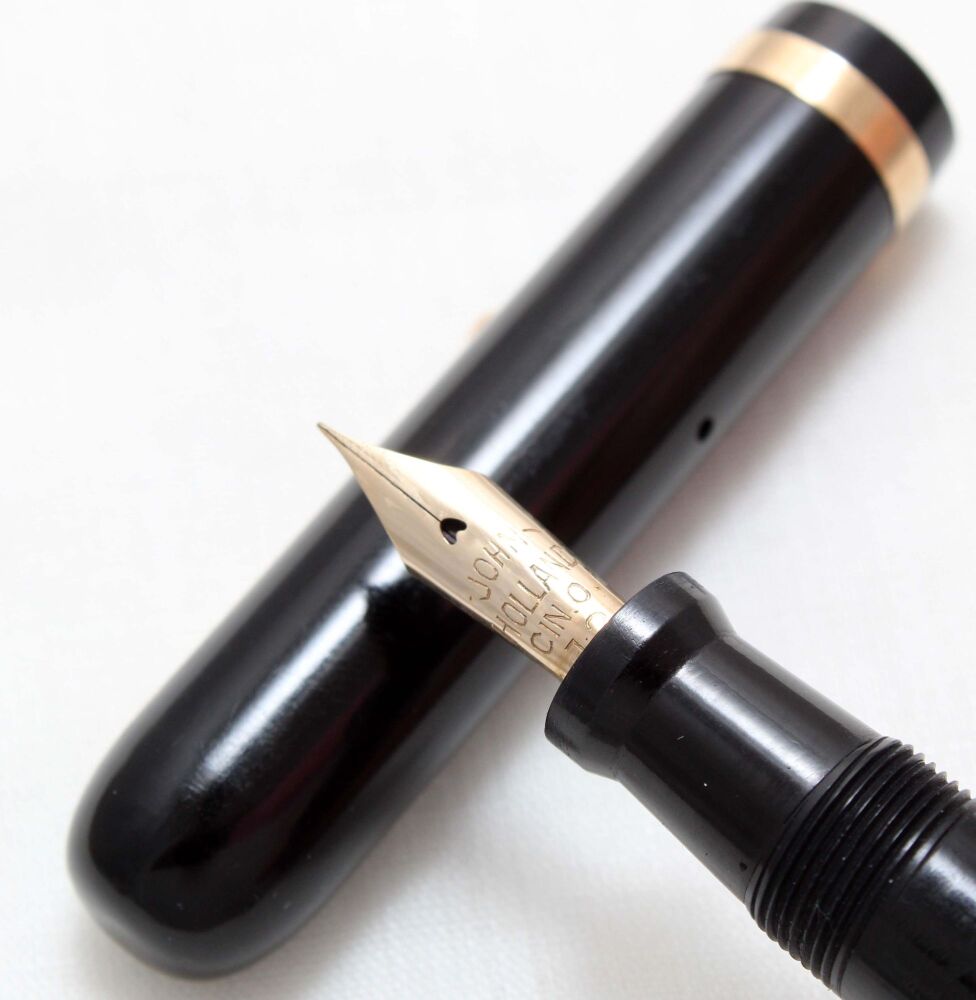 4868 Hohn Holland No.12 Fountain Pen in Black Celluloid. Fabulous Fine Full