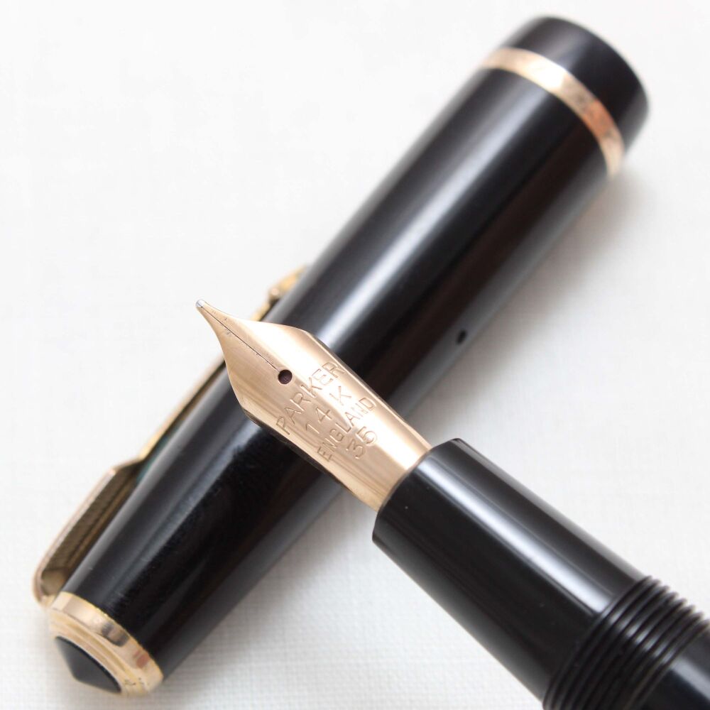 4924 Parker Duofold Senior in Black, Medium FIVE STAR Nib.