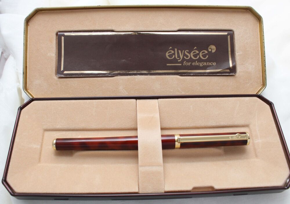4942 Elysee Classique Fountain Pen in Laque Brown. Medium Nib. Boxed.
