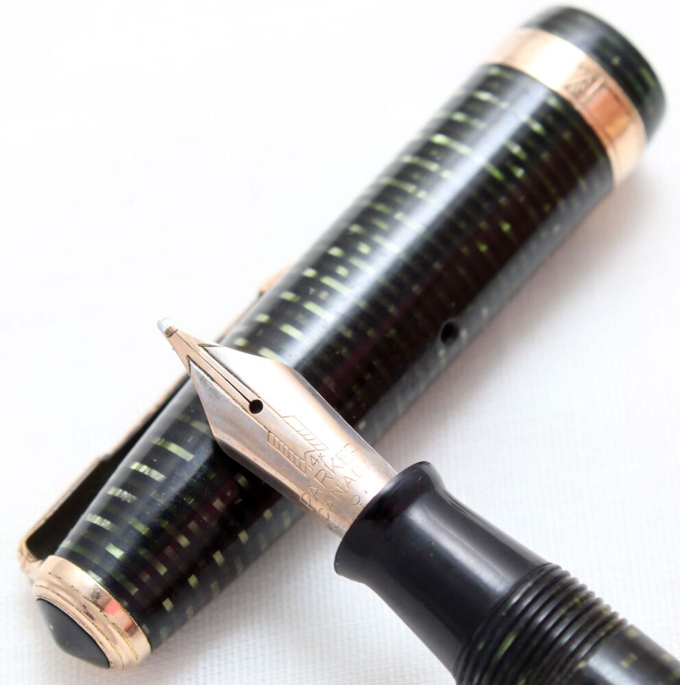 4958 Parker Vacumatic Major Fountain Pen in Emerald Pearl, Broad FIVE STAR Nib.
