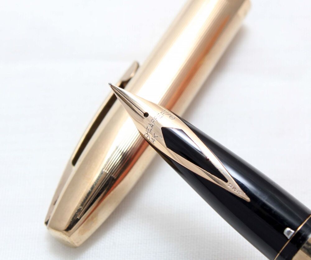 5029 Sheaffer Imperial Touchdown Fountain Pen in Rolled Gold, Smooth Fine FIVE STAR Nib.