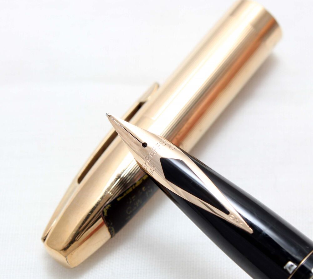 5030 Sheaffer Imperial Touchdown Fountain Pen in Rolled Gold, Smooth Fine FIVE STAR Nib. Mint condition.