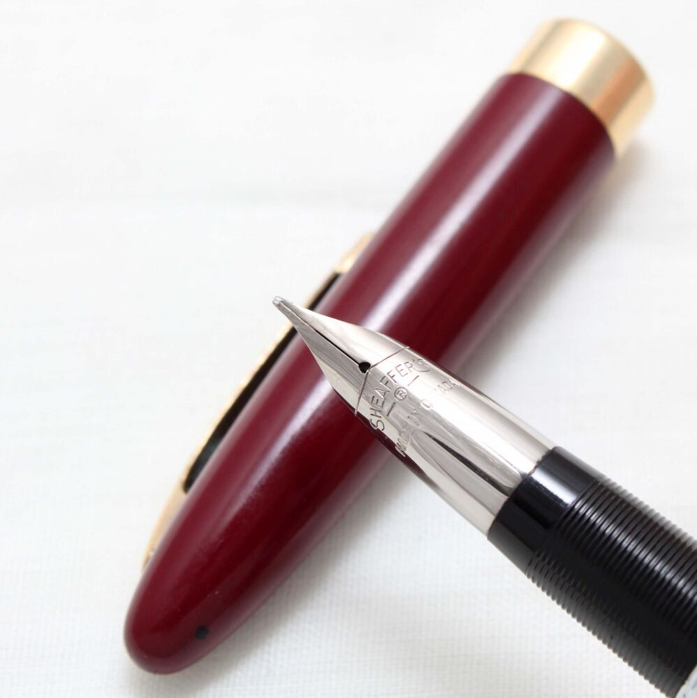 5046 Sheaffer Saratoga Snorkel Filling Fountain Pen in Burgundy, c1955, Smooth Medium FIVE STAR Nib.