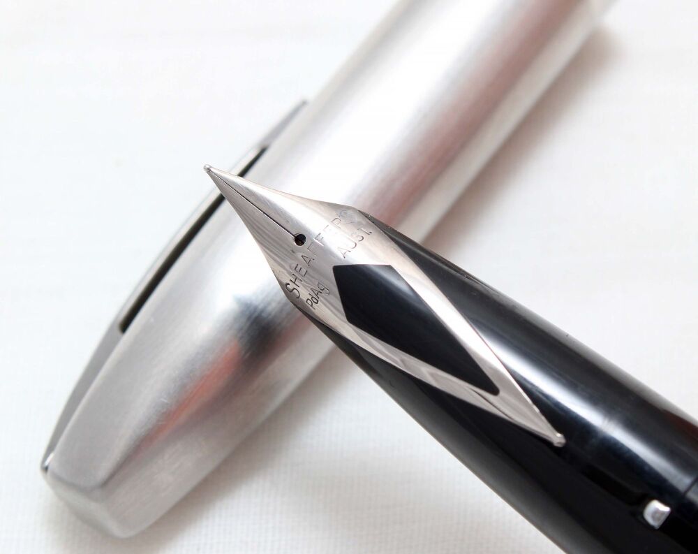 5076 Sheaffer PFM II Fountain Pen in Black with a frosted Steel Cap. Superb Fine FIVE STAR Nib.