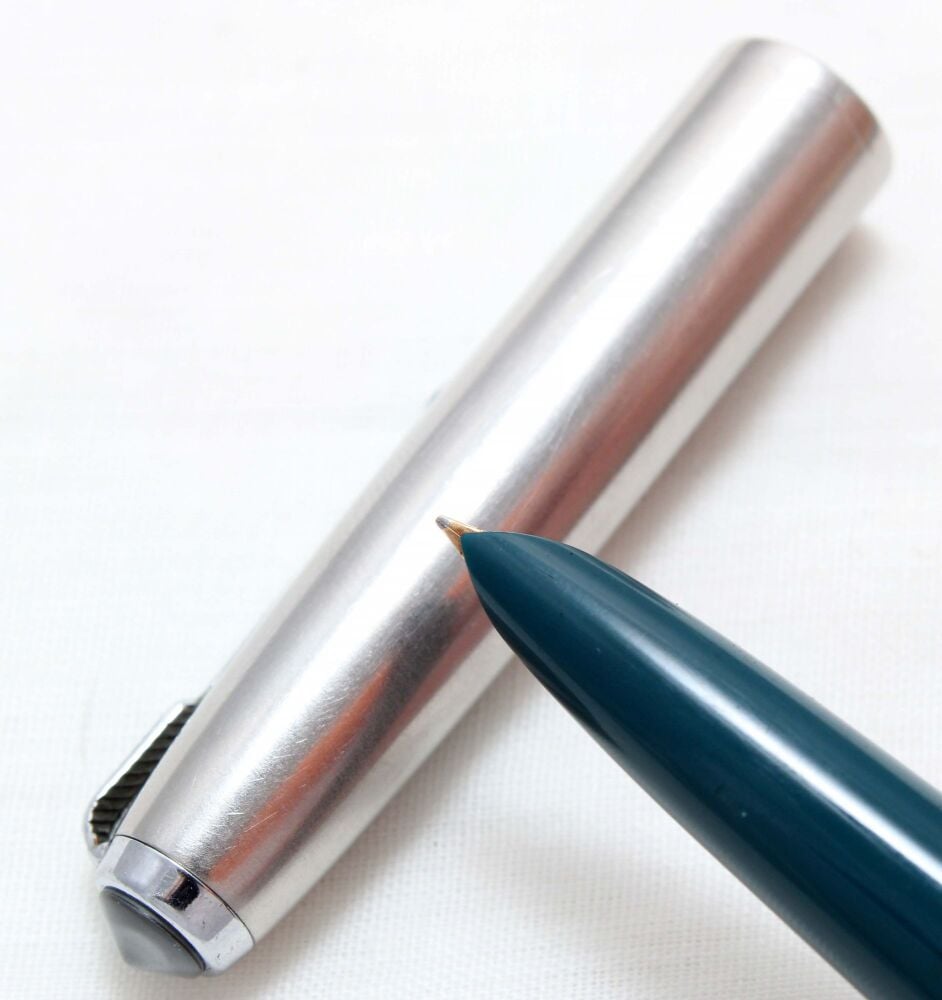 5077 Parker 51 Aerometric in Teal Blue with a Lustraloy cap. Smooth Medium FIVE STAR Nib.