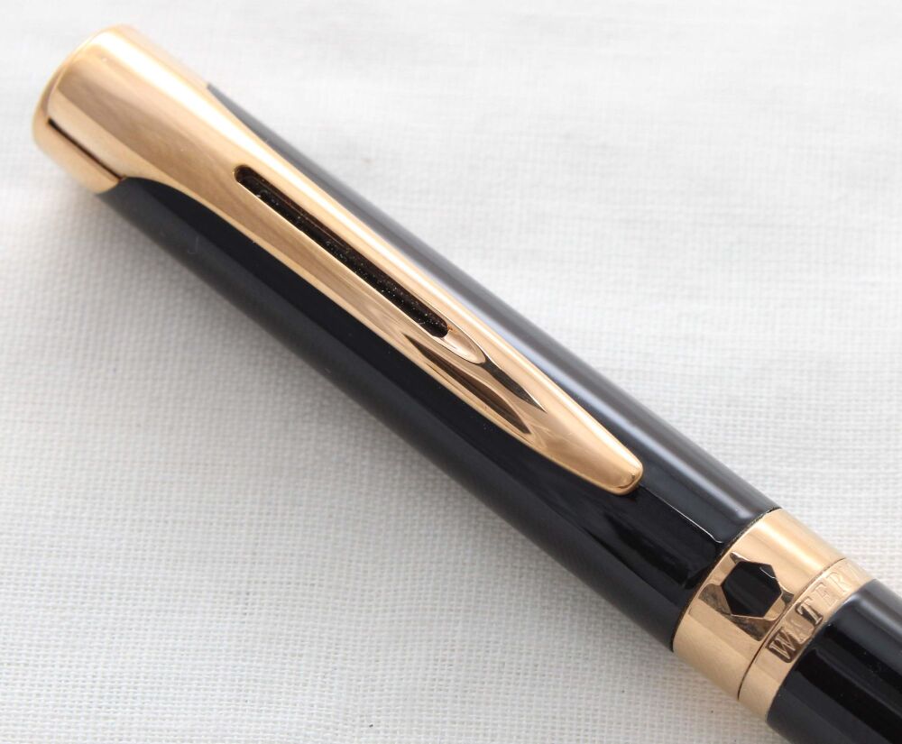 5142 Watermans L'Etalon Ball Pen in Black Lacquer.