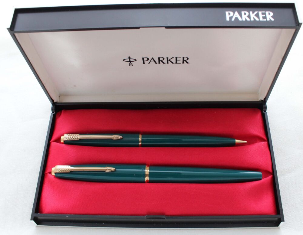 5293 Parker 45 GT Double Set in Teal Blue. Smooth Medium FIVE STAR nib. Mint and Boxed.