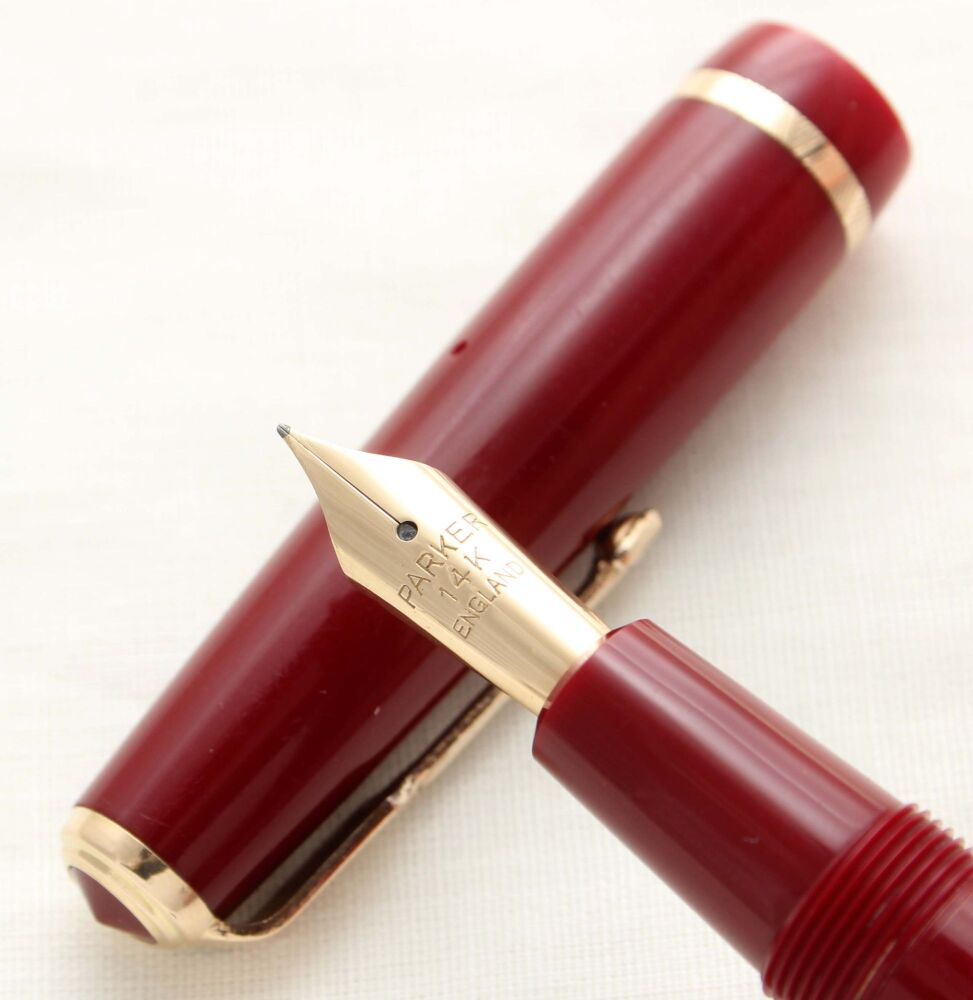 5362 Parker Duofold Senior in Burgundy, c1965. Smooth Fine FIVE STAR Nib.