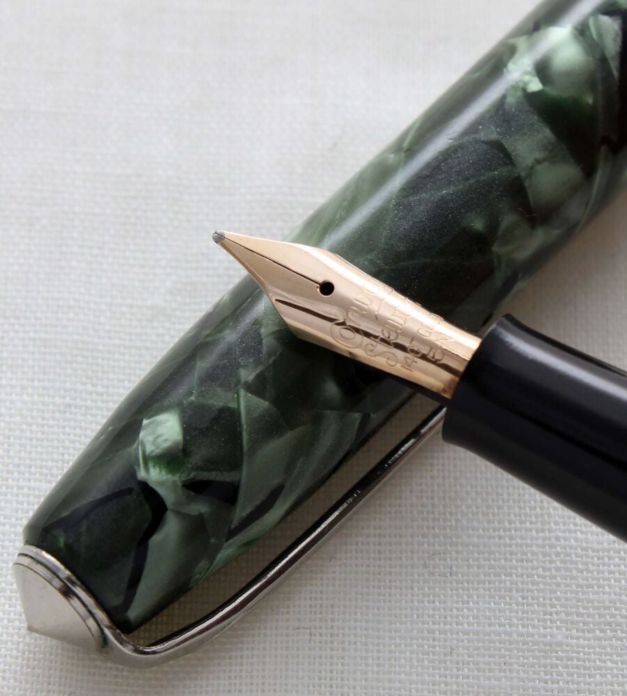 5201 Conway Stewart No.75 in Green Marble, Medium Semi Flex FIVE STAR Nib.