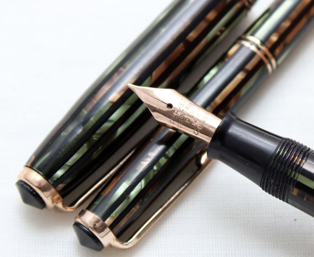5387 Parker Duovac Fountain Pen and Pencil set in Black and Golden Pearl, Fine Flexible FIVE STAR Nib.