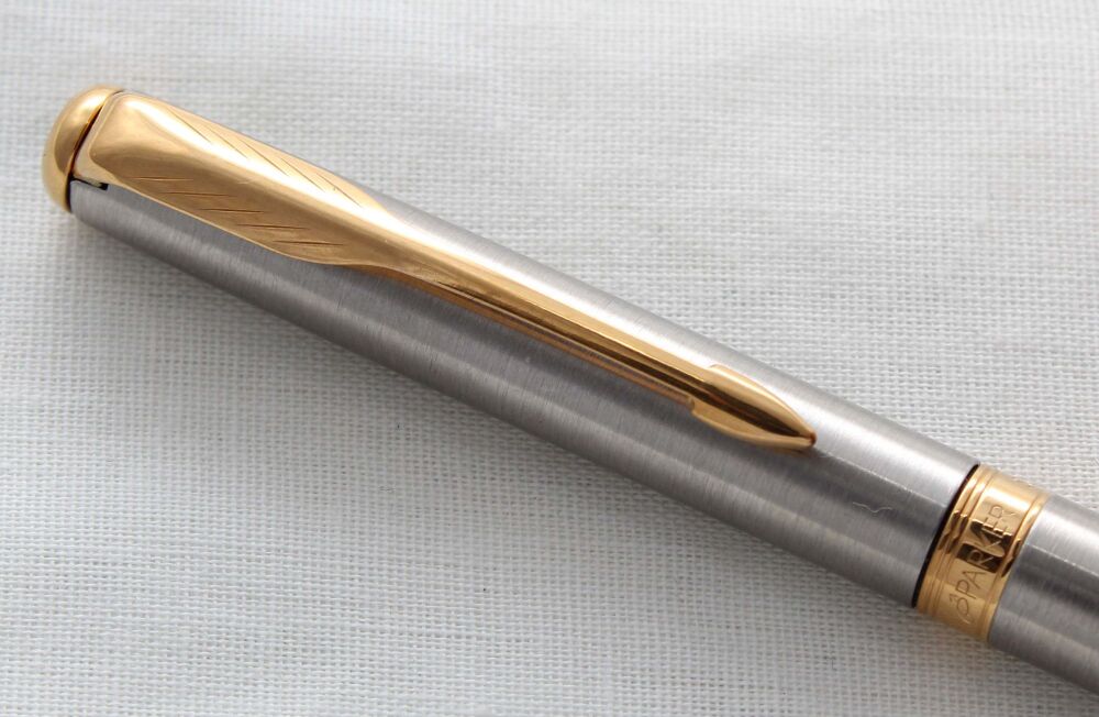 5241 Parker Sonnet Ball Pen in Brushed Stainless Steel.