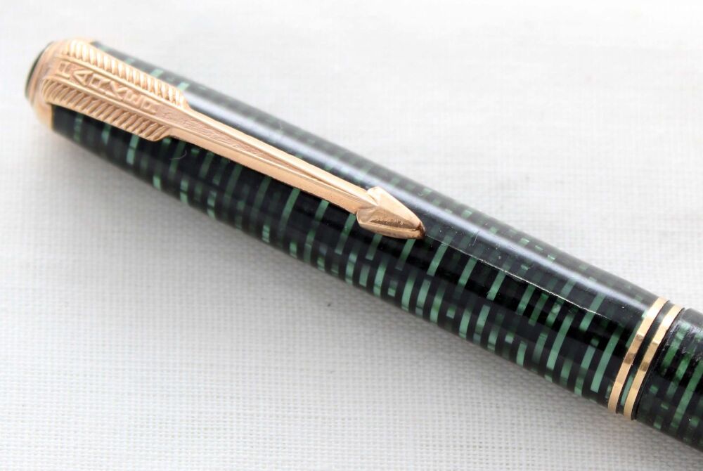 5254 Parker Vacumatic Propelling Pencil in Emerald Pearl. c1940.