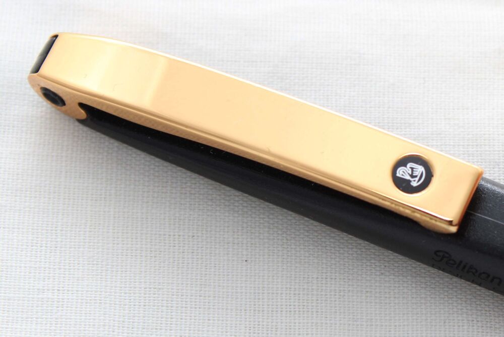 5271 Pelikan No.1 Luigi Colani Design Ballpen in Black.