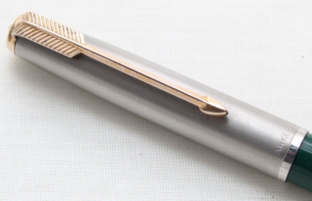 5393M Parker 51 Ball Pen in Forest Green with a Lustraloy Cap.
