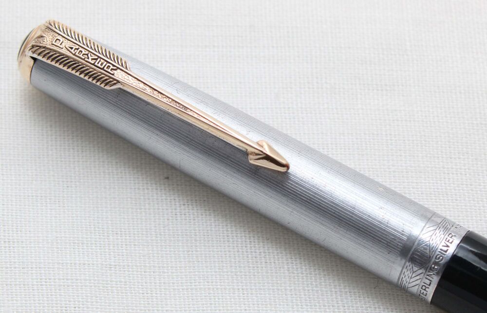 5401M Parker 51 Vacumatic Propelling Pencil in Black with a Sterling Silver Cap.