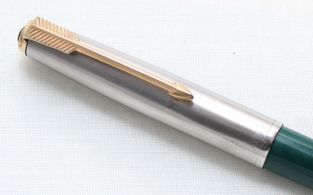 5413M Parker 51 Ball Pen in Forest Green with a Lustraloy Cap.