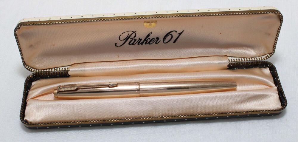 5427 Parker 61 Custom Insignia Fountain Pen in Rolled Gold. Broad Nib. Mint and Boxed.