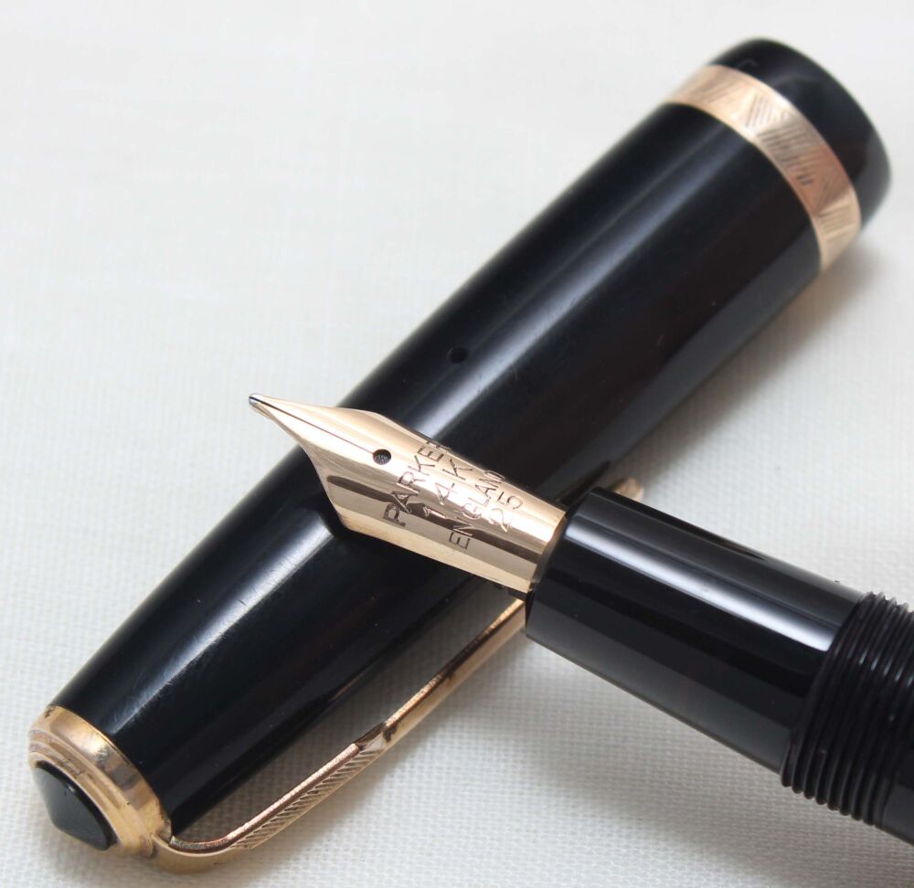 5510 Parker Duofold in Black, c1955. Smooth Medium FIVE STAR Nib.