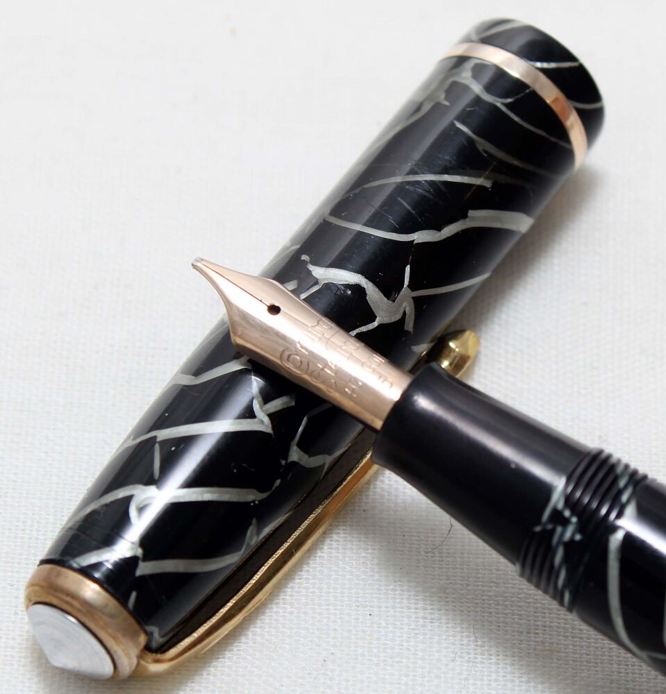 5532 Conway Stewart No.28 in Cracked Ice. Broad FIVE STAR Nib. Mint and Boxed.