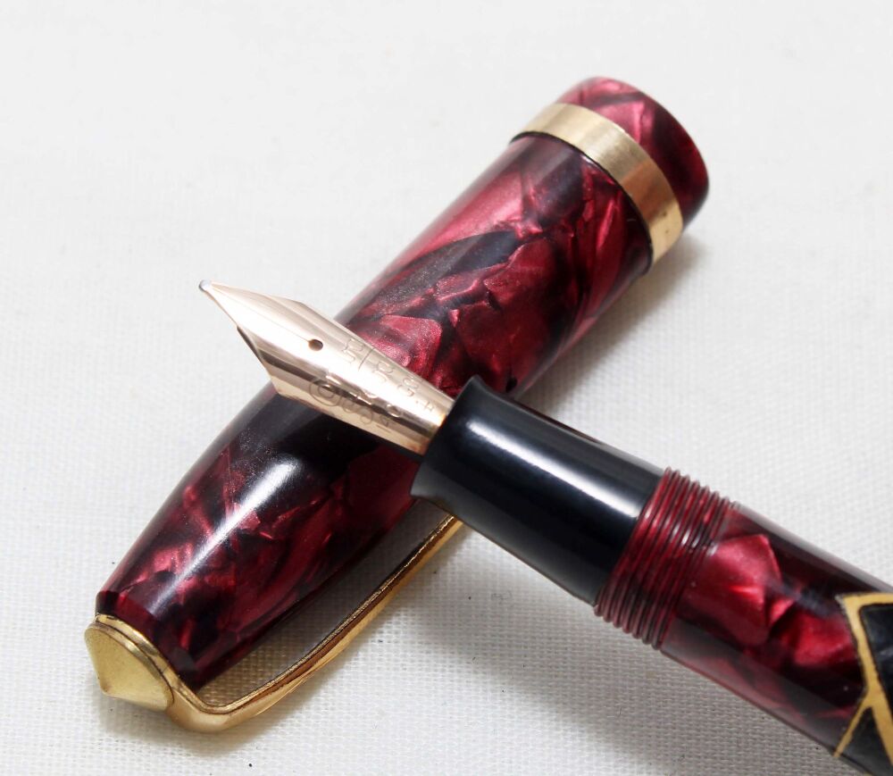 5545 Conway Stewart No.84 in Burgundy Marble. Fine Italic FIVE STAR Nib.
