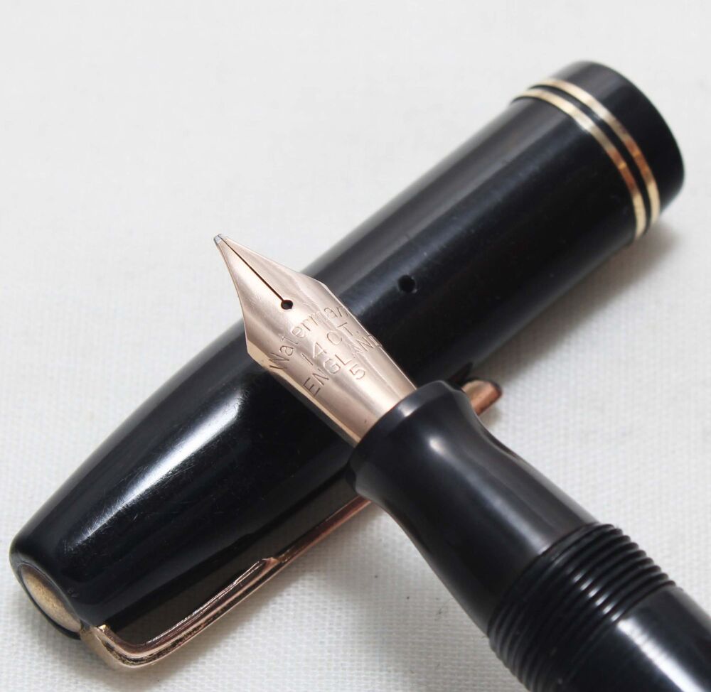 5556 Watermans 503 Fountain Pen in Black,  Fine Italic FIVE STAR Nib.