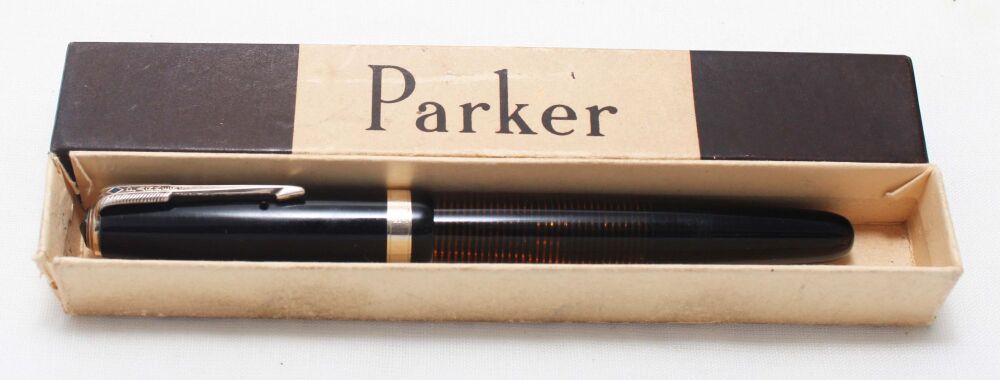 5568 Parker Vacumatic Major in Classic Black, Extra Fine FIVE STAR Nib. Mint and Boxed.