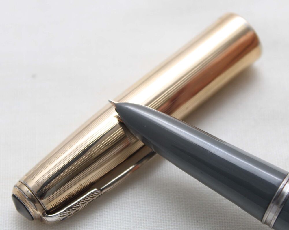 5587 Parker 51 Double Jewel Vacumatic in Grey with a Rolled Gold cap. Smooth Fine FIVE STAR Nib.