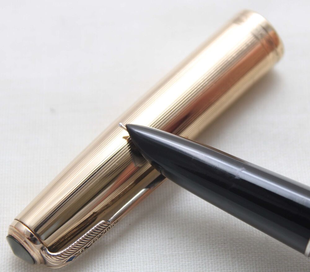 5590 Parker 51 Double Jewel Vacumatic in Black with a Rolled Gold cap. Smooth Extra Fine FIVE STAR Nib.