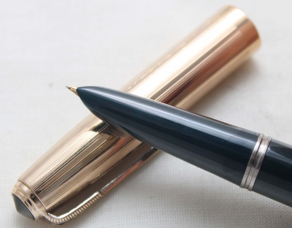 5593 Parker 51 Double Jewel Vacumatic in Cedar Blue with a Rolled Gold cap. Smooth Fine FIVE STAR Nib.