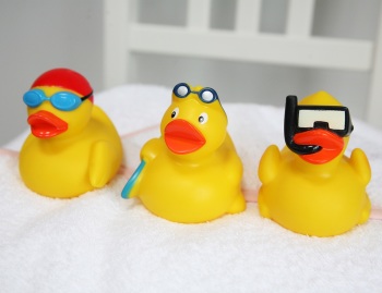 Three Swimmer Bath Duck