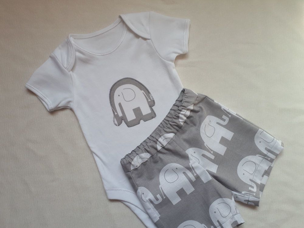 Elephant shorts and vest set *LAST ONE* 6-12m - in stock