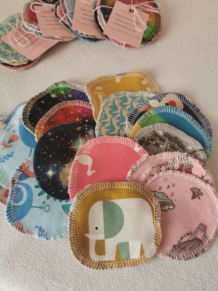 Single reusable make-up remover pad - in stock *NOT QUITE PERFECT*