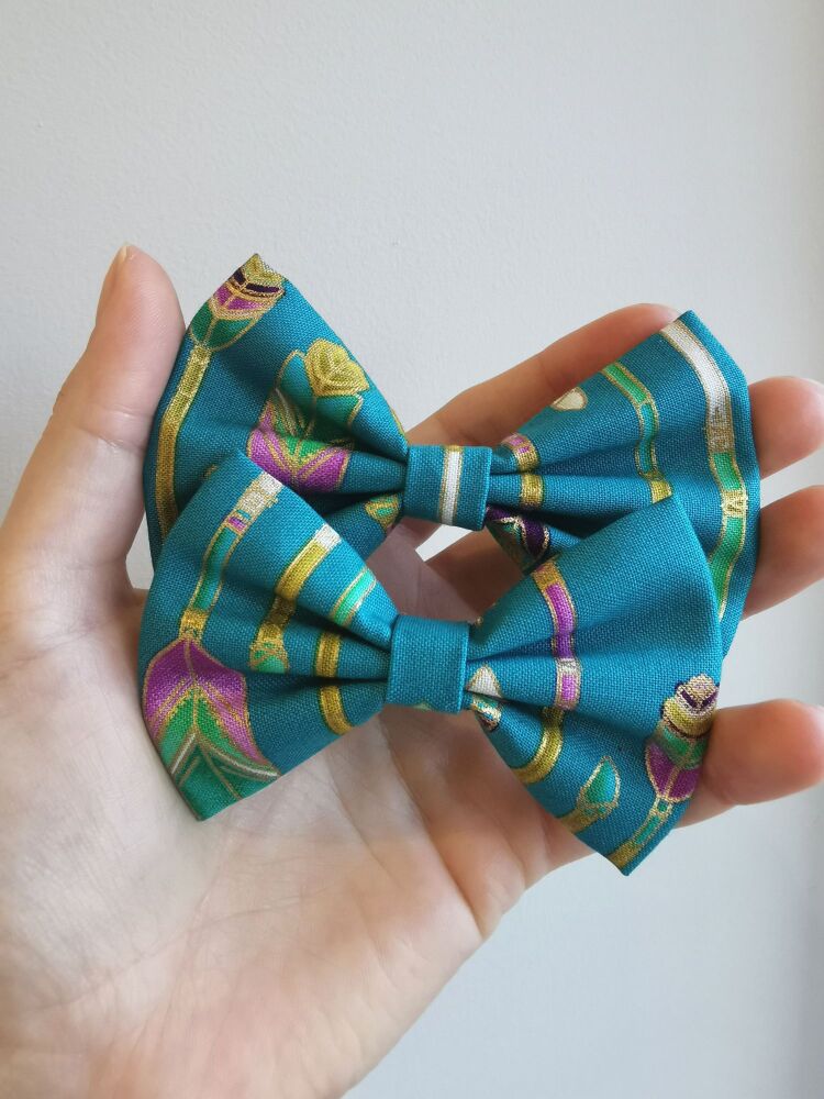 Teal feather hair bow - in stock - mini, midi or large size