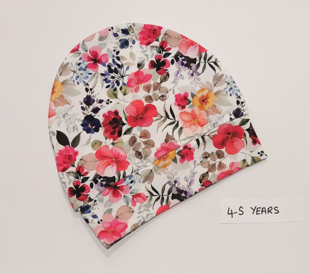 Beanie hat - Floral - 4-5yrs - in stock