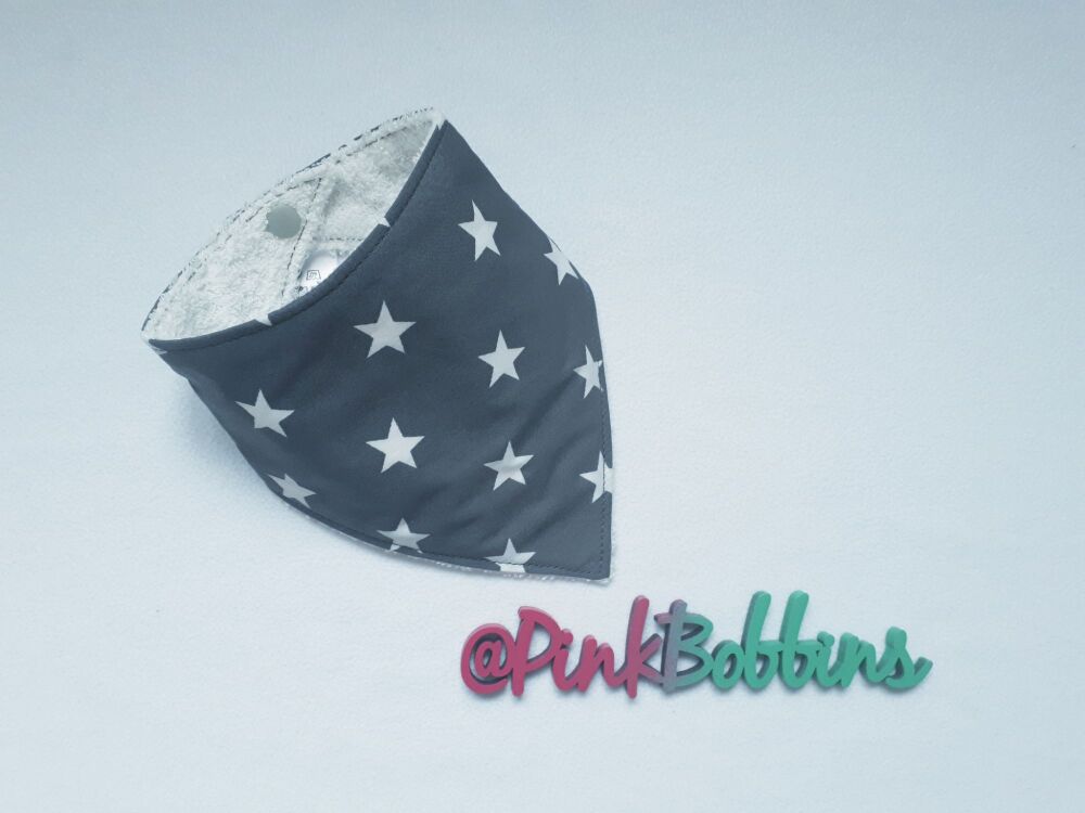 Grey star dribble bib *LAST ONE* - in stock