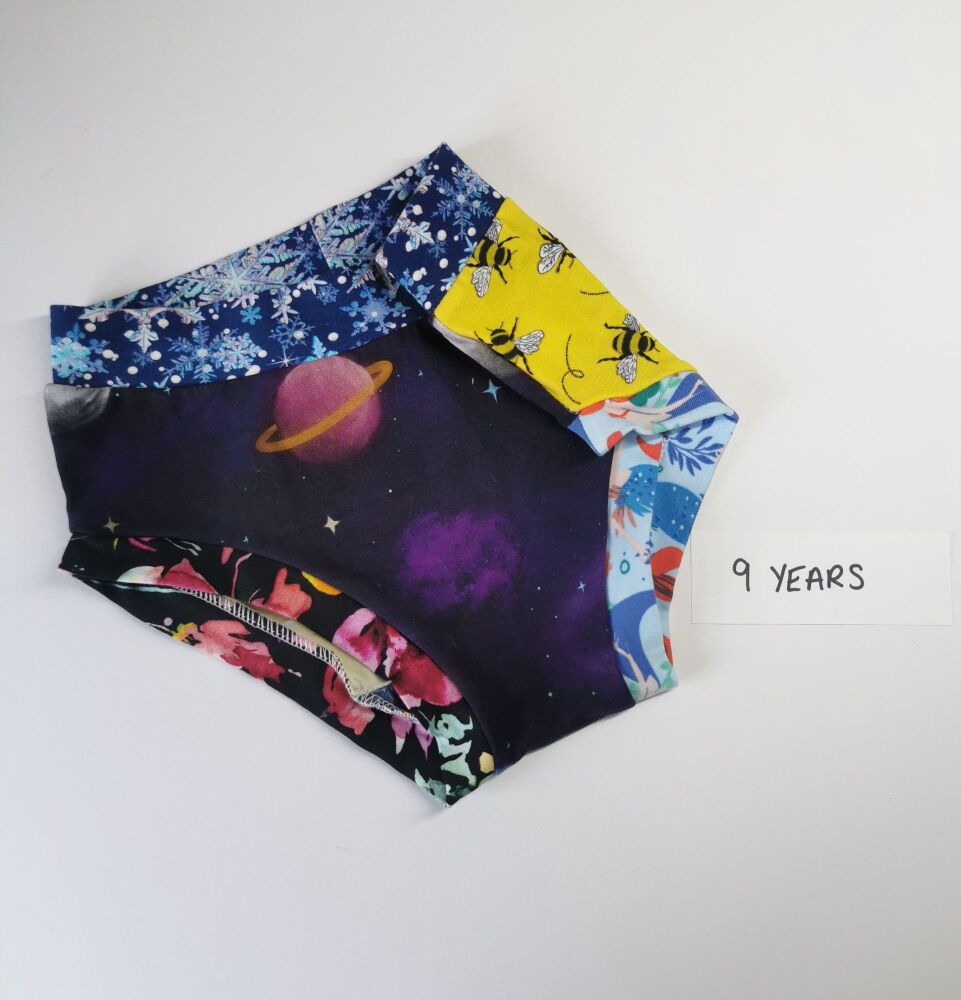 Mismatch pants - age 9 - in stock