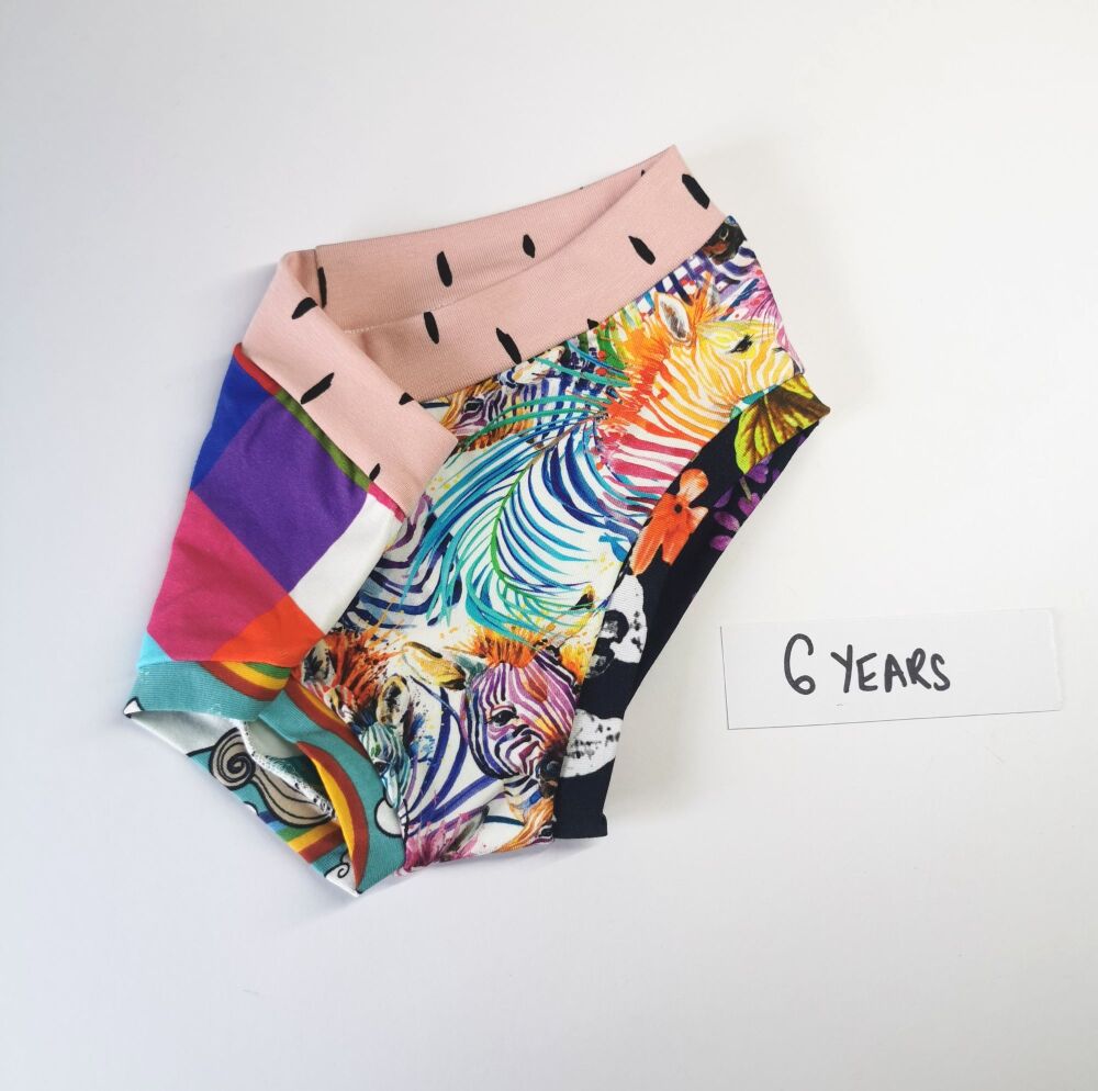 Mismatch pants - age 6 - in stock