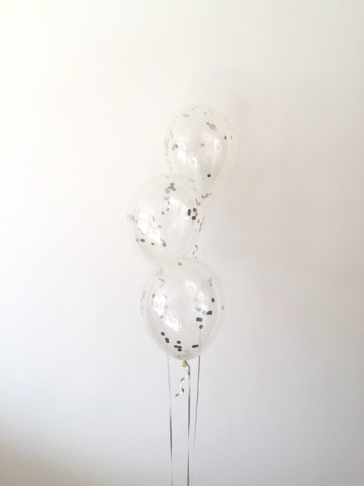 Silver confetti balloon trio | CeFfi
