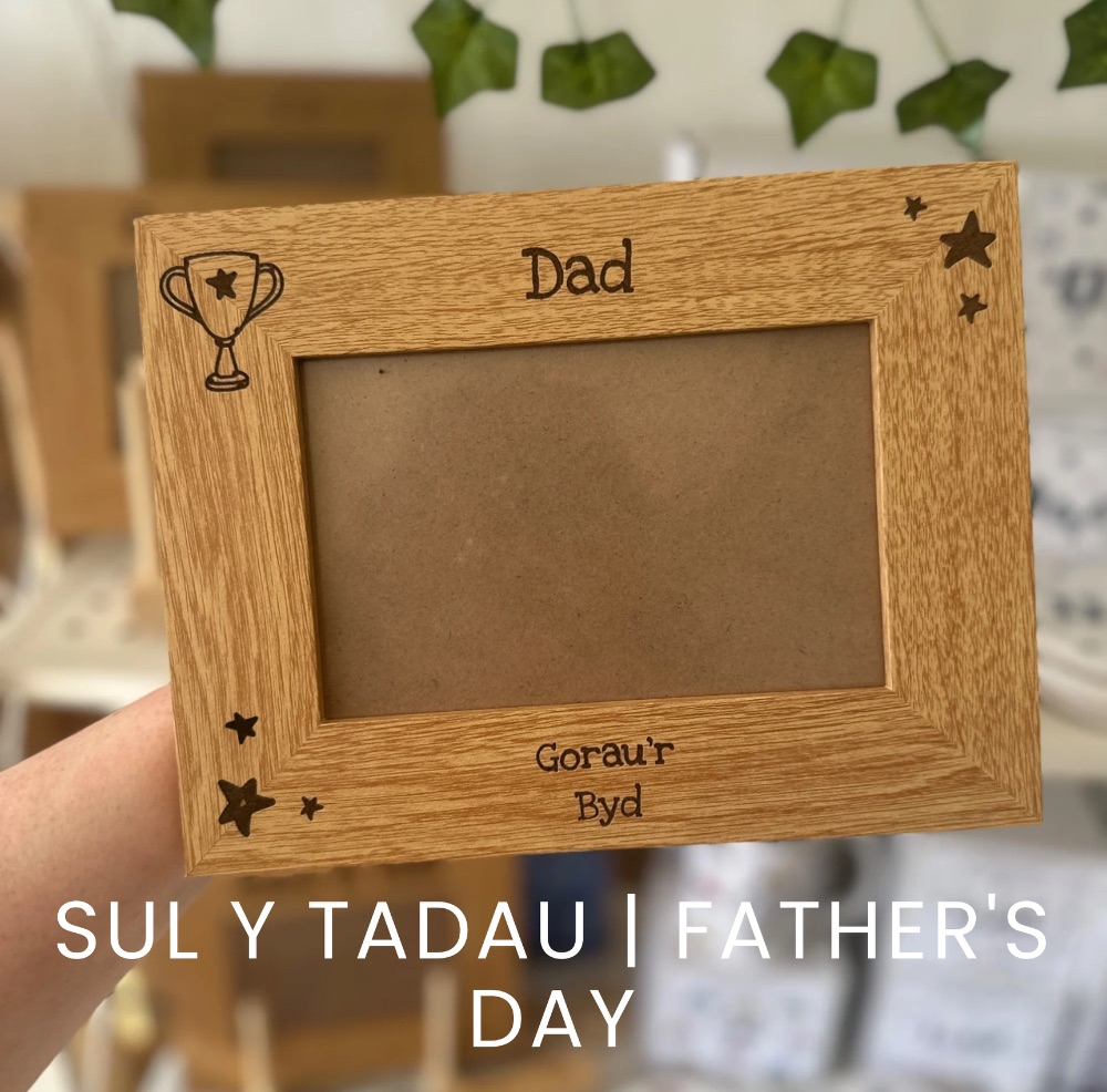 Father's Day/Sul Y Tadau