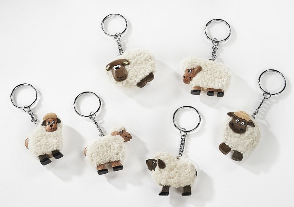 Sheep keyring, fluffy sheep keyring, sheep keyring, sheep gift