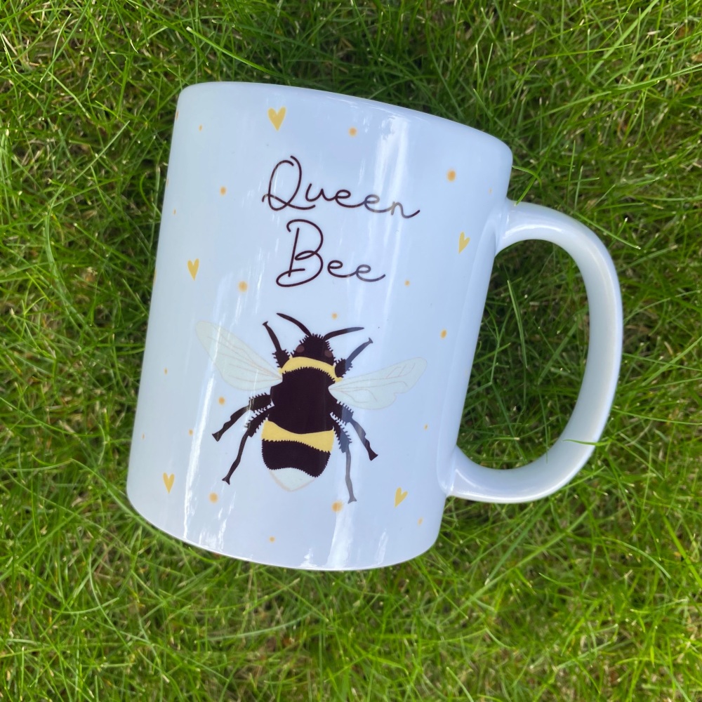 Queen bee mug, bumble bee mug, bee mug