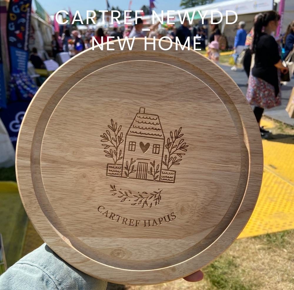 Cartref Newydd/New Home