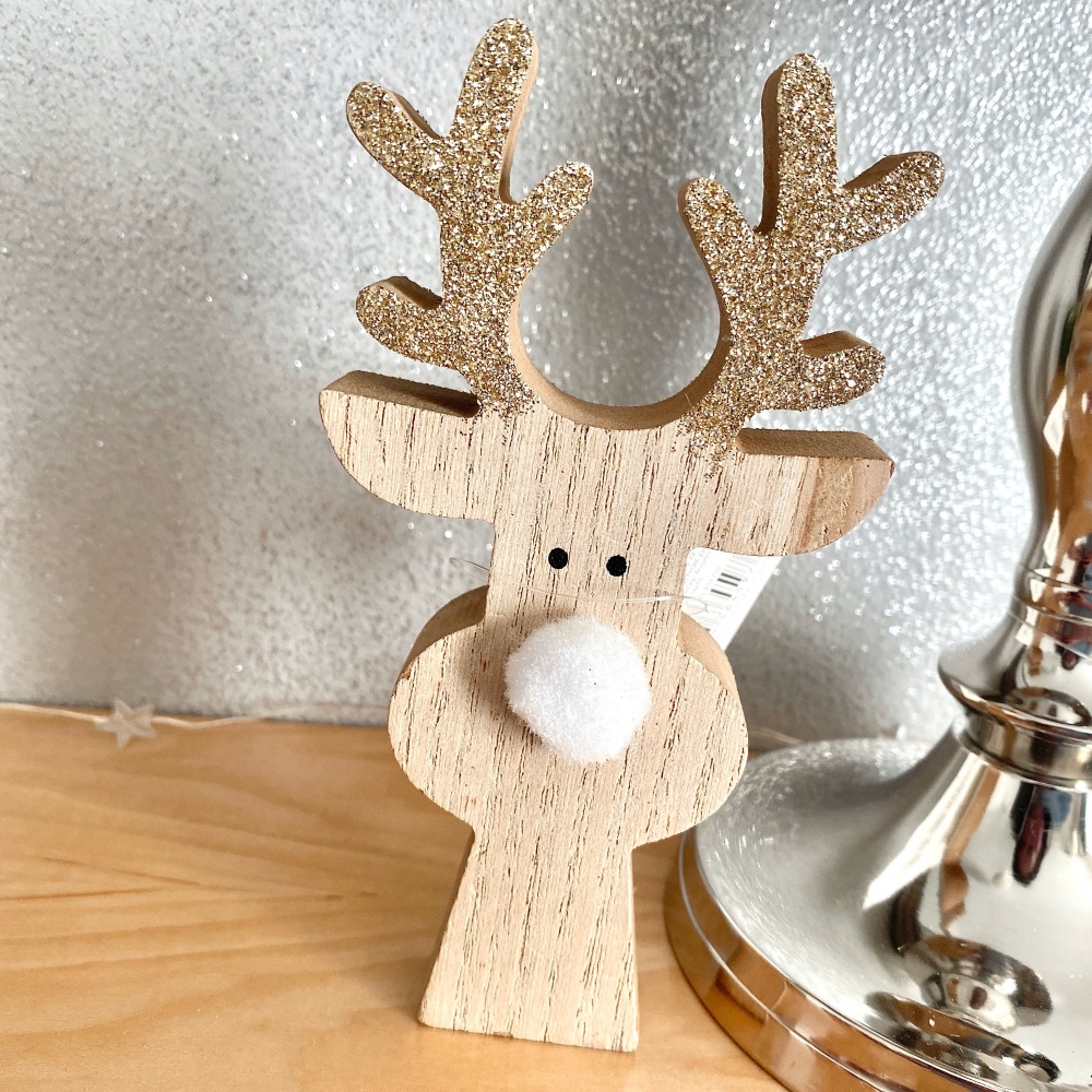 wooden reindeer decoration, wooden deer decoration
