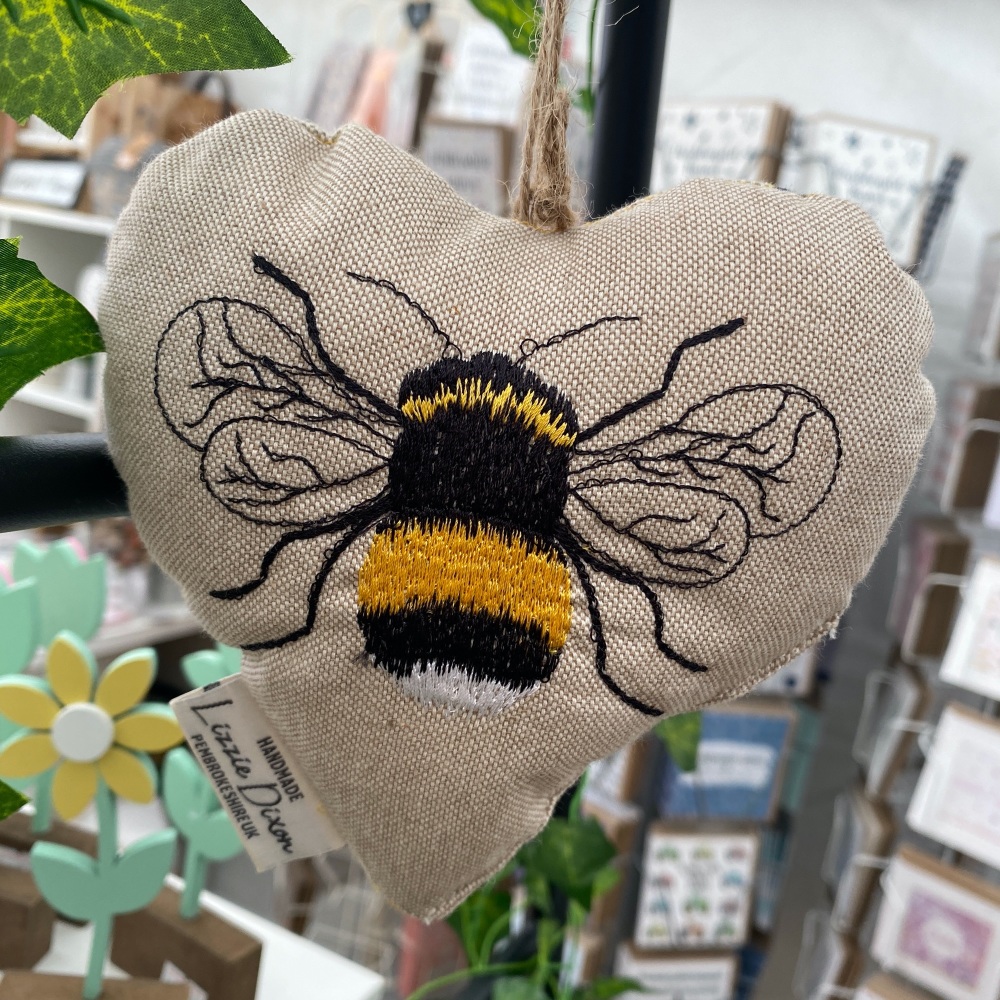 bee decoration, bee gifts, gifts with bees