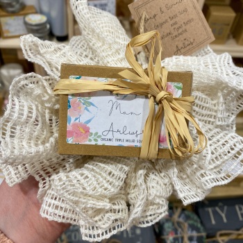 Mam - Natural Soap & Wash Scrunchie Gift Set - Arlws