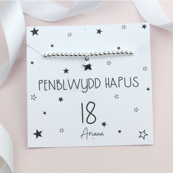 Breichled Penblwydd Hapus 18 - Silver Stretch Bracelet - Ariana Jewellery -