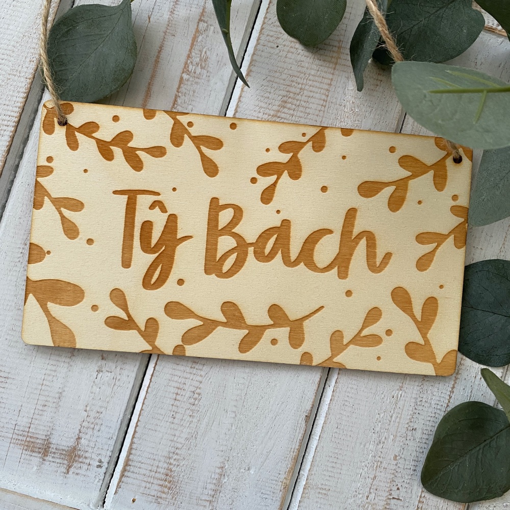 Ty Bach Wooden Hanging Decoration